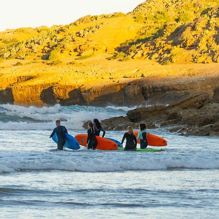 Melo Surf And Yoga Otel Tamraght Dış mekan fotoğraf