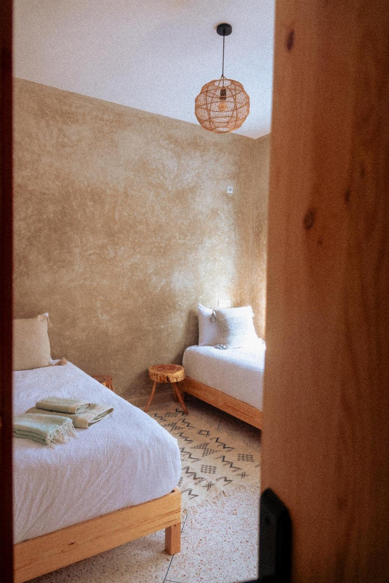 Melo Surf And Yoga Otel Tamraght Dış mekan fotoğraf