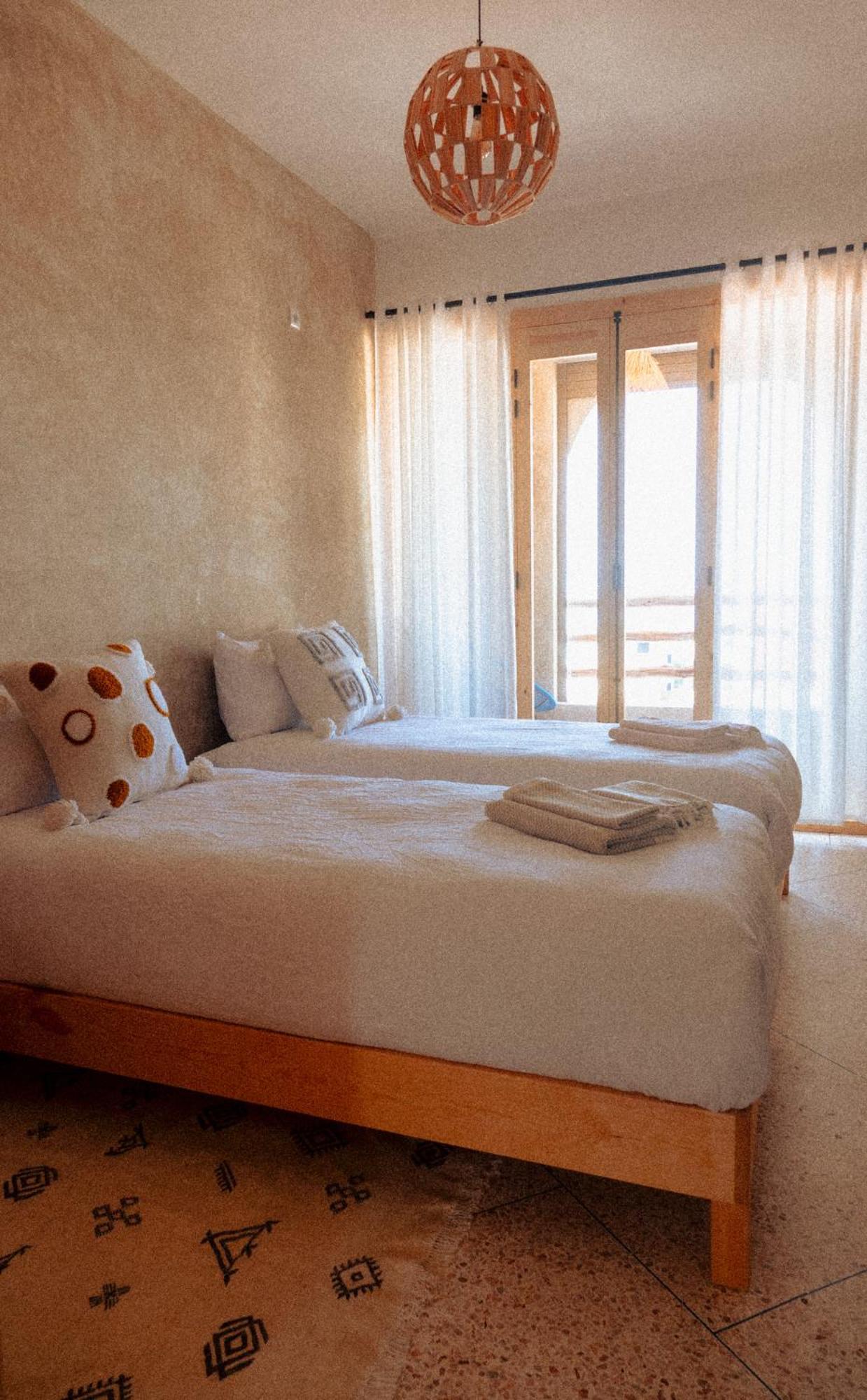 Melo Surf And Yoga Otel Tamraght Dış mekan fotoğraf